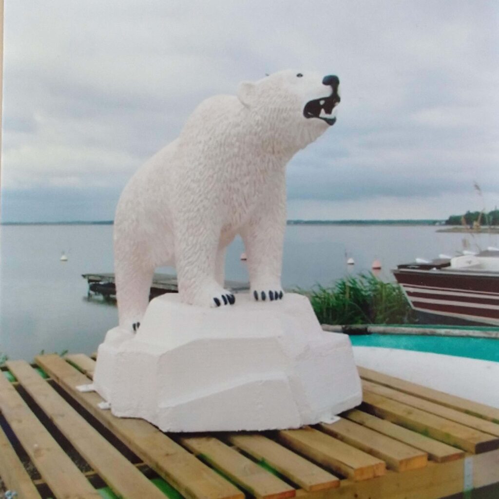 haapsalu polar bear statue 1 by tigukass haapsalu polar bear statue 1 by tigukass